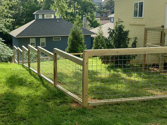 Feed Lot Fence | Florida Fence Builders | SMITHERY Post & Plank
