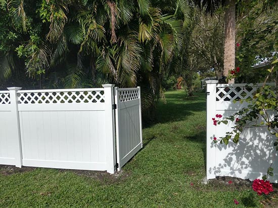 Vinyl and PVC Gates